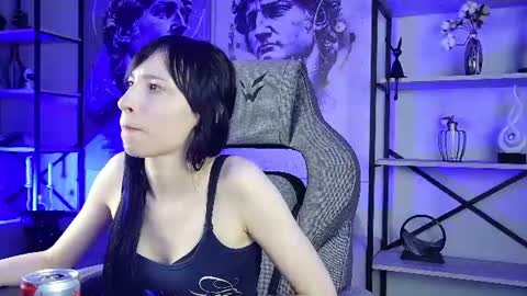 Sera online show from July 28, 4:39 pm
