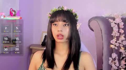 Seren  Follow me online show from November 18, 2:58 am