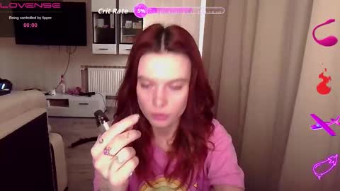 Snapshot of serenamilss chatting on September 12, 7:43 am serenamilss online show from September 12, 7:43 am