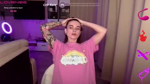 Snapshot of serenamilss chatting on October 7, 5:09 pm serenamilss online show from October 7, 5:09 pm