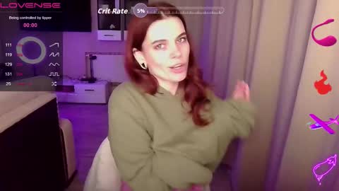 Snapshot of serenamilss chatting on October 20, 4:23 pm serenamilss online show from October 20, 4:23 pm