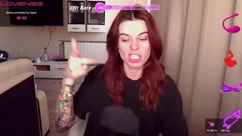 Snapshot of serenamilss chatting on September 27, 7:50 am serenamilss online show from September 27, 7:50 am