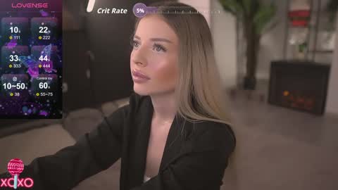 Serena online show from April 4, 9:00 pm