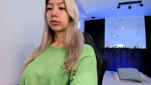 Serene online show from December 18, 12:44 pm