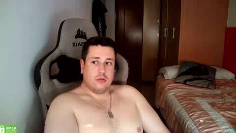 Snapshot of sergio95n chatting on October 4, 4:38 pm Pollos online show from October 4, 4:38 pm