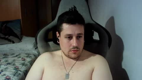 Snapshot of sergio95n chatting on February 2, 4:22 pm Pollos online show from February 2, 4:22 pm