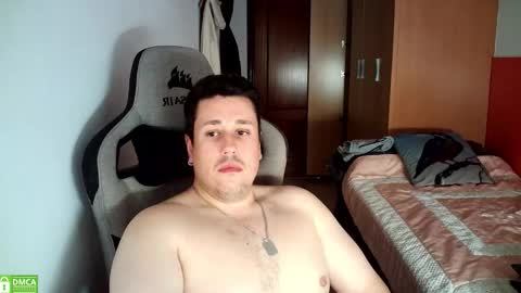 Snapshot of sergio95n chatting on October 23, 2:07 pm Pollos online show from October 23, 2:07 pm