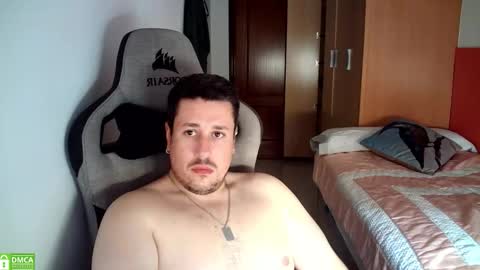 Snapshot of sergio95n chatting on October 15, 2:07 pm Pollos online show from October 15, 2:07 pm