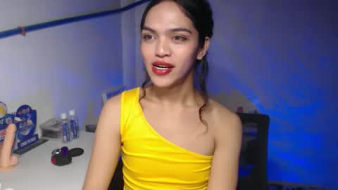 Bella online show from November 2, 7:36 pm