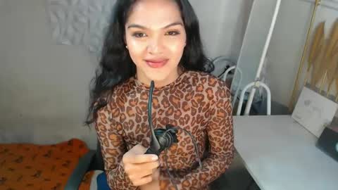 Bella online show from June 27, 12:22 pm