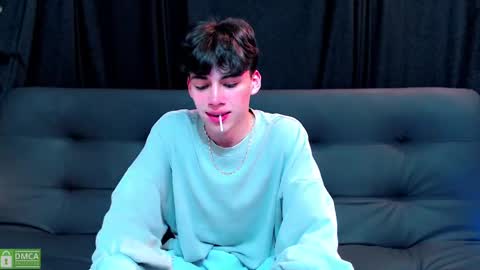 seth_ryder online show from December 15, 5:45 am