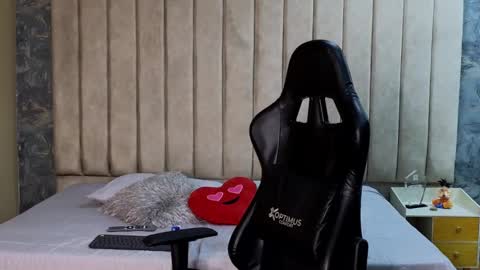 Snapshot of seth_vega_ chatting on March 8, 7:53 pm HEY IM SETH online show from March 8, 7:53 pm