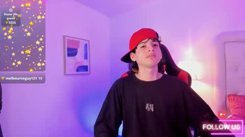 sett_and_gwen online show from March 8, 4:56 am