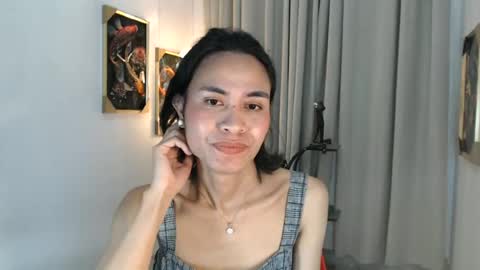 lara online show from July 3, 11:59 am