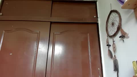         online show from March 4, 6:38 pm