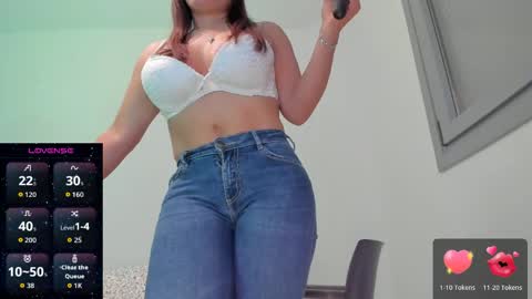 Marilyn online show from May 22, 5:31 pm