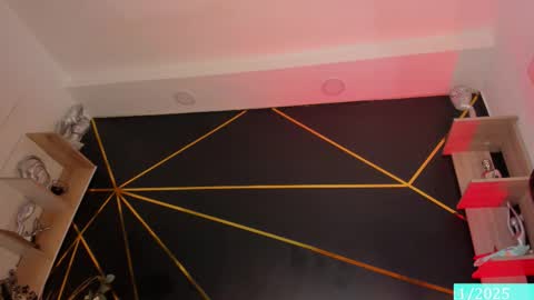 Tifanny Benitez  online show from November 28, 10:28 pm