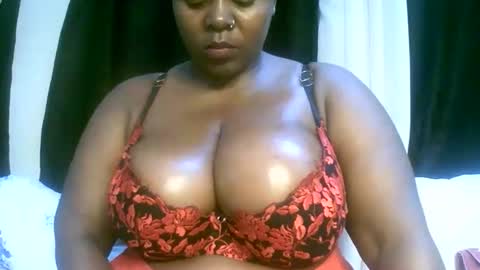 sexxi_ebony online show from April 20, 6:44 pm