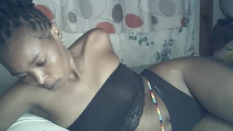 sexxy_curvy23 online show from April 1, 5:08 am