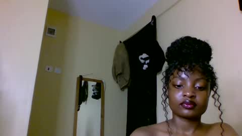 sexxy_daisyy online show from October 20, 3:11 am