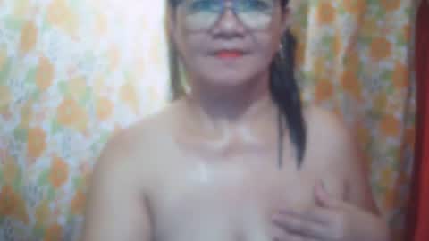 misslovely j online show from April 20, 1:52 am