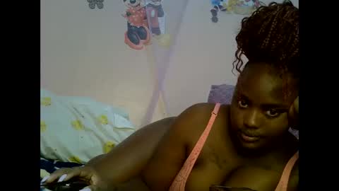 sexxykaree online show from June 3, 7:19 pm