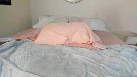 Sexxy Laura online show from February 24, 10:14 pm