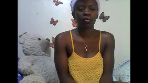 Snapshot of sexy_annbel chatting on October 25, 10:10 pm Ann online show from October 25, 10:10 pm