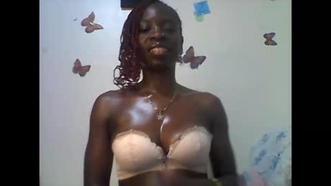 Snapshot of sexy_annbel chatting on October 13, 10:23 pm Ann online show from October 13, 10:23 pm