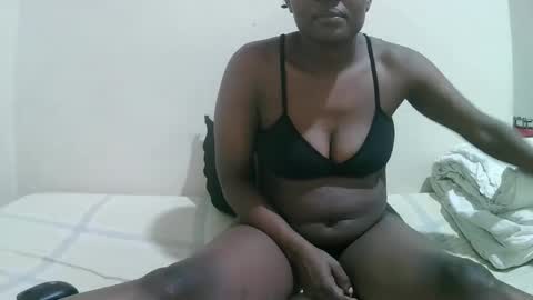 Snapshot of sexy_bbae chatting on October 1, 9:08 am sexy_bbae online show from October 1, 9:08 am