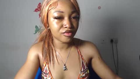 sexy_bluey247 online show from January 6, 5:28 pm