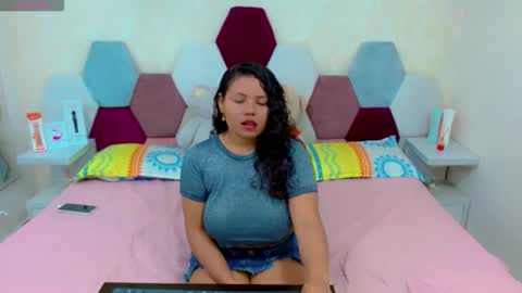 sexy_duo_girl online show from May 24, 4:20 am