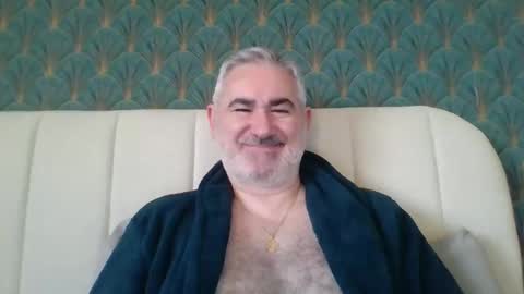 Antonio online show from April 20, 5:43 am