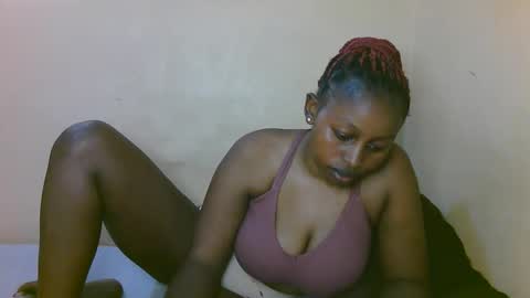 sexy_latasha online show from January 12, 3:30 pm