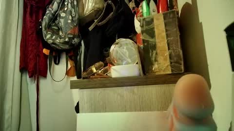 sexy lolas online show from April 16, 2:22 am