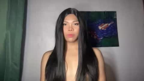 Nicole online show from May 17, 1:48 am