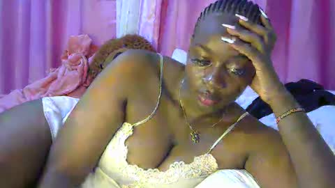 laura online show from January 11, 2:06 am