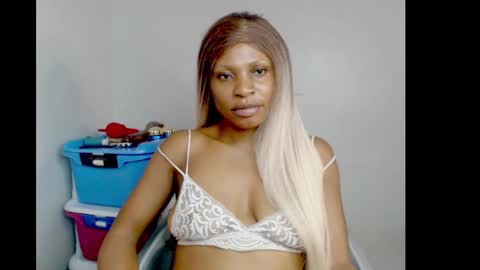 sophia online show from February 12, 4:10 pm