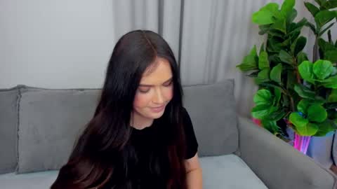 Lou online show from May 26, 9:54 pm