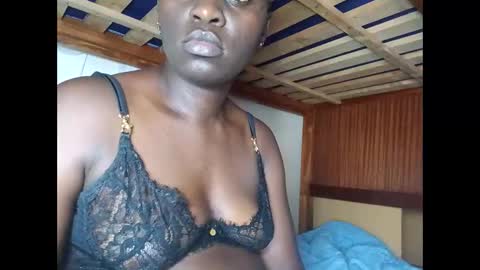 sexyass951719 online show from March 7, 12:16 pm