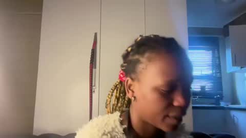 sexyasszeeee online show from July 28, 11:17 am
