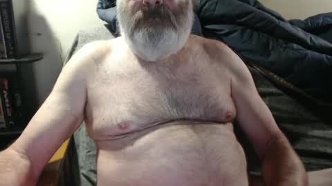 Snapshot of sexyblueyes54 chatting on January 18, 12:35 am sexyblueyes54 online show from January 18, 12:35 am