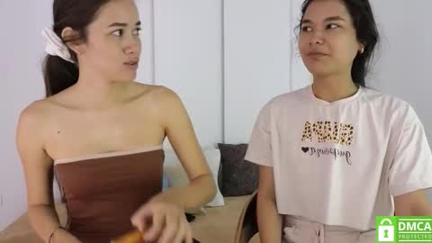 chanell and yina online show from November 5, 1:24 pm