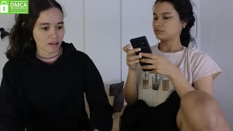 chanell and yina online show from February 20, 1:35 pm