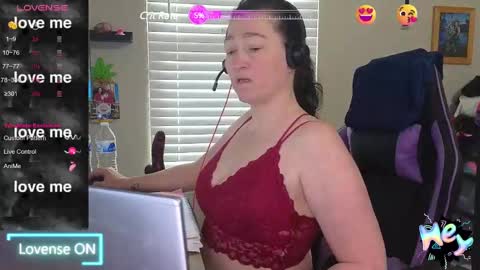  SexyDistraction  online show from February 10, 4:36 pm