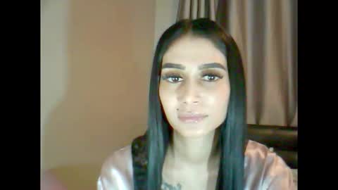 sexydiva02 online show from November 5, 8:00 pm