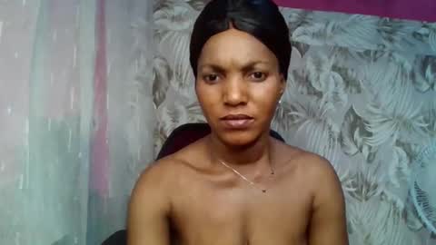 sexydoll32 online show from April 18, 12:12 am