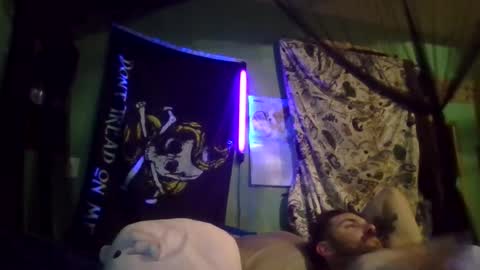 HippieDreadybarbieLivewire online show from March 3, 8:10 am