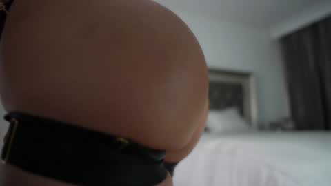 Vanessa  online show from January 24, 6:14 am