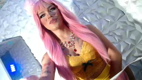 sexyhotbabe18 online show from September 28, 3:59 am